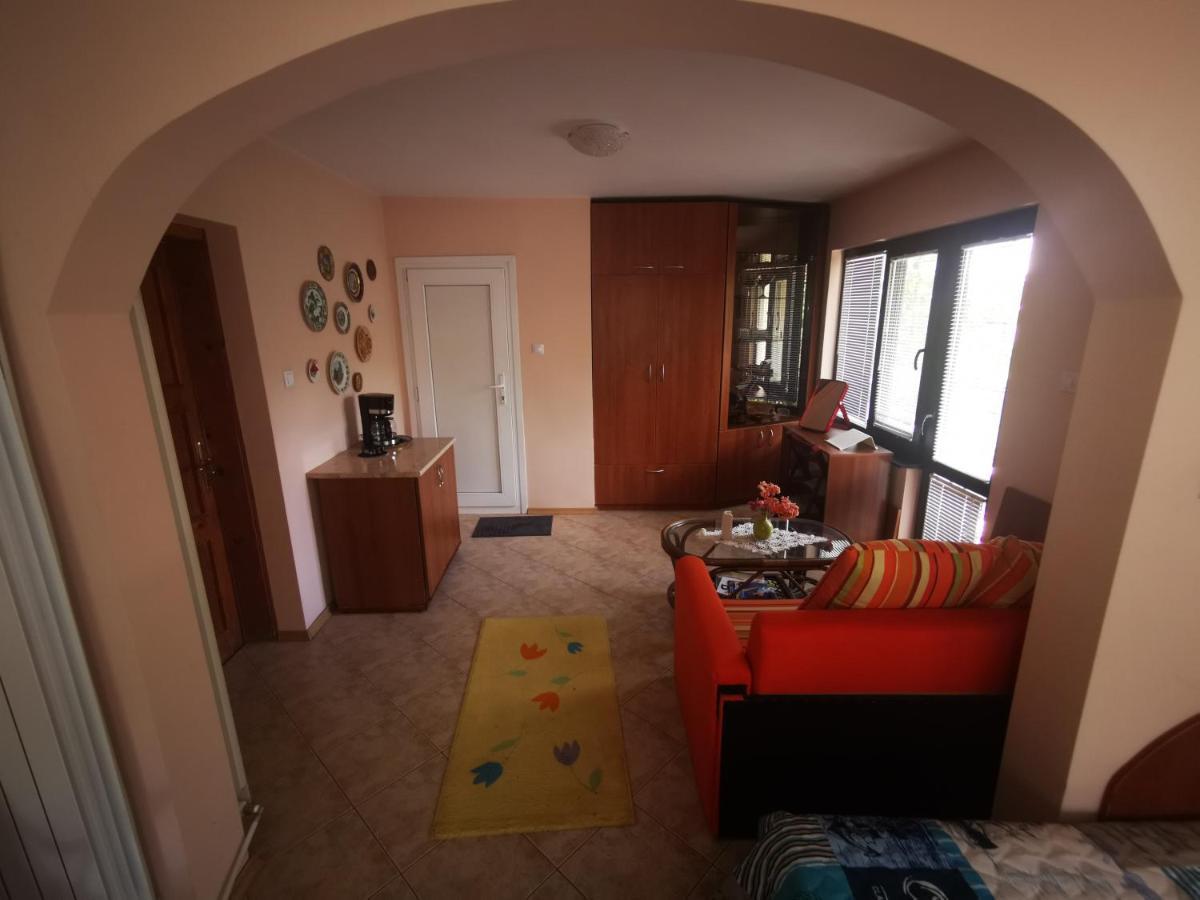 къщата на румен Apartment *